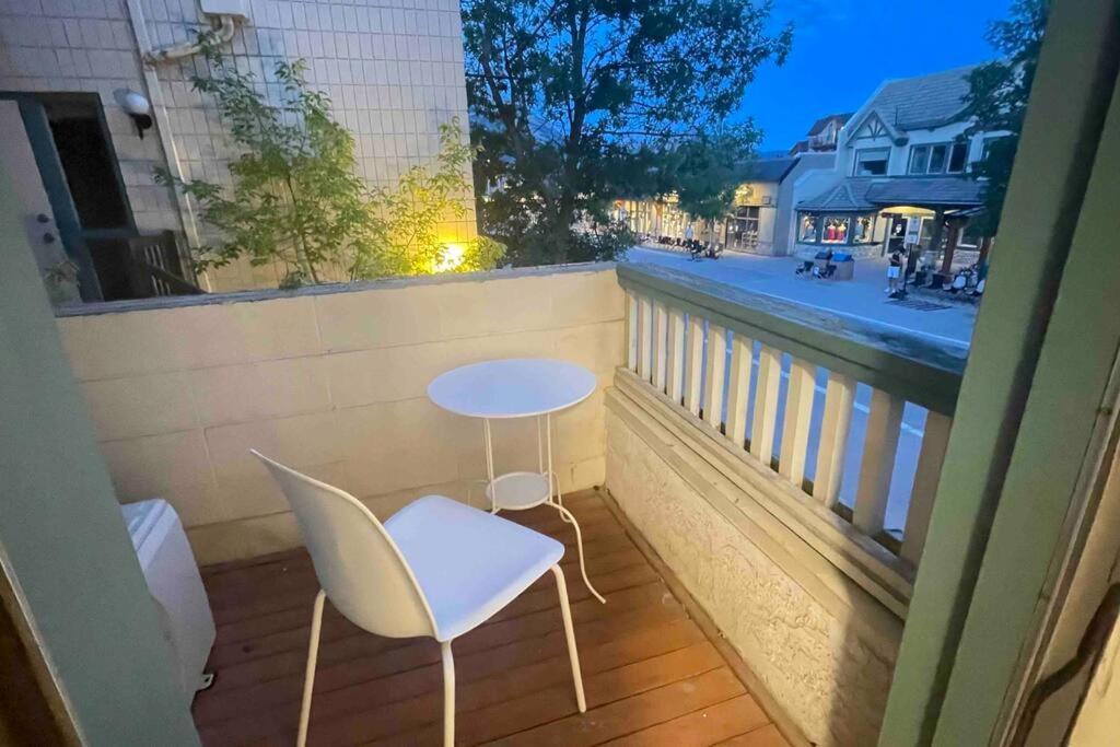 Unit #201 Cozy Mountain View 1br In Dt Apartment